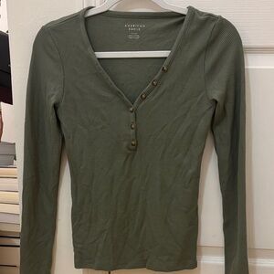 American Eagle Outfitters Sage Green Buttoned Long Sleeve Top